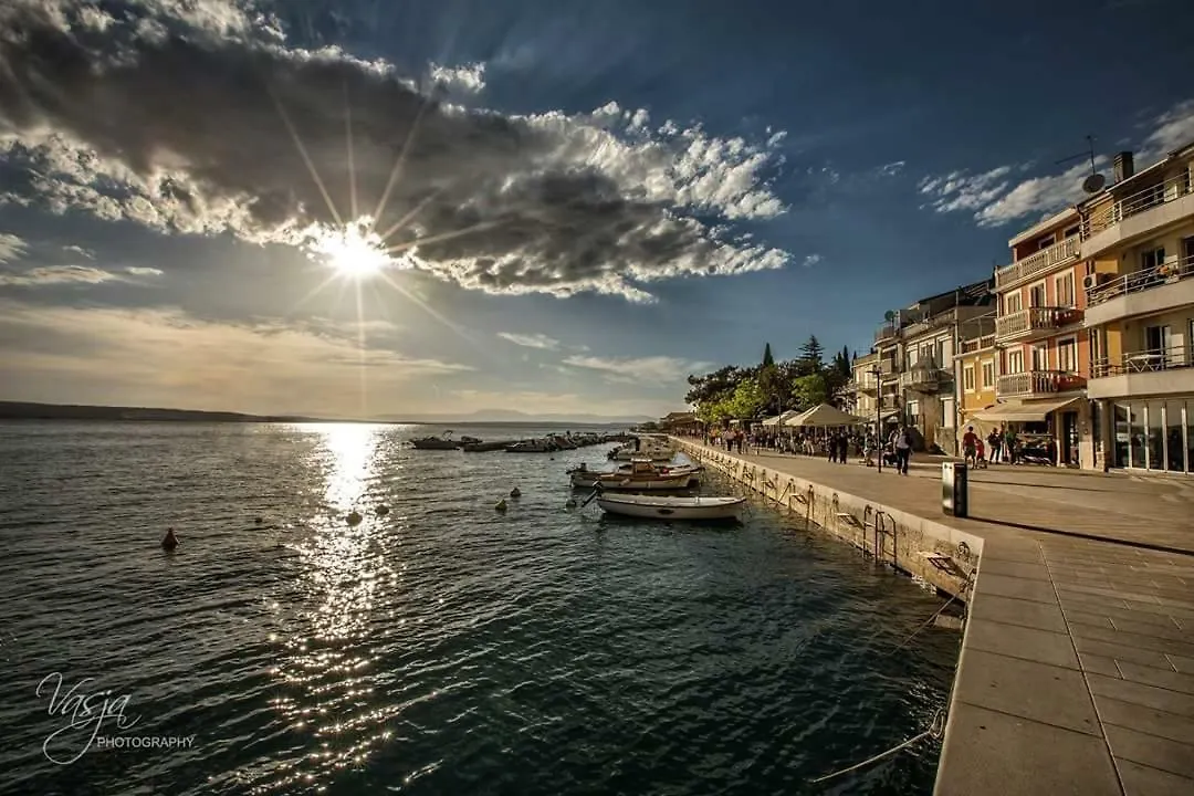 Roko Apartments Selce Croatia